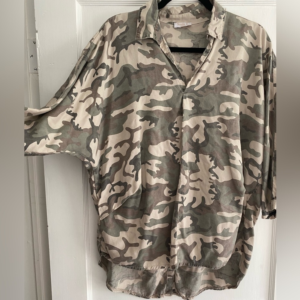 SUZY D LONDON Oversized Button Back Camo Tunic Women’s Blouse in Size M - Picture 3 of 7